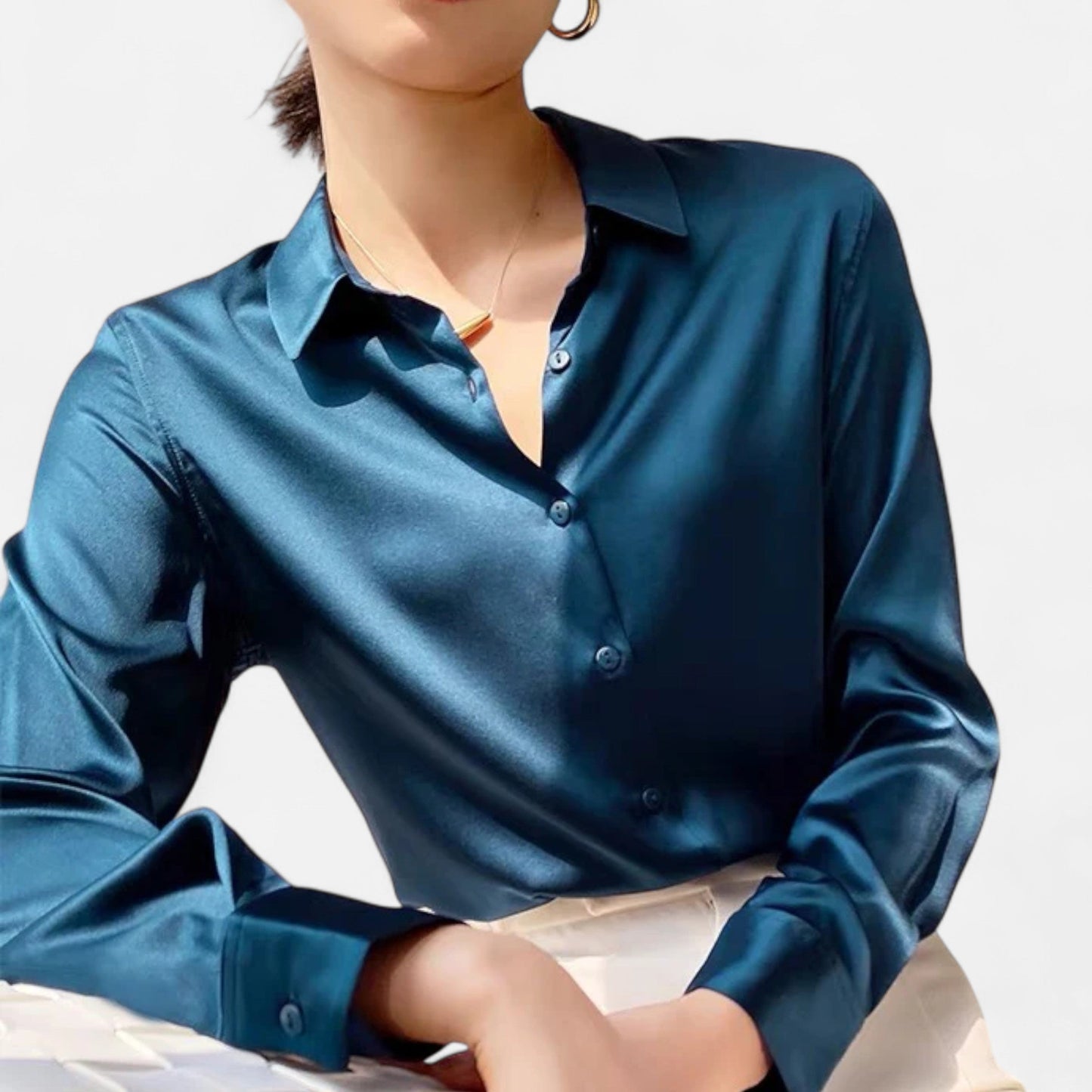 Maison Avenoire | Blouse Femme Satin Col Classique Élégance